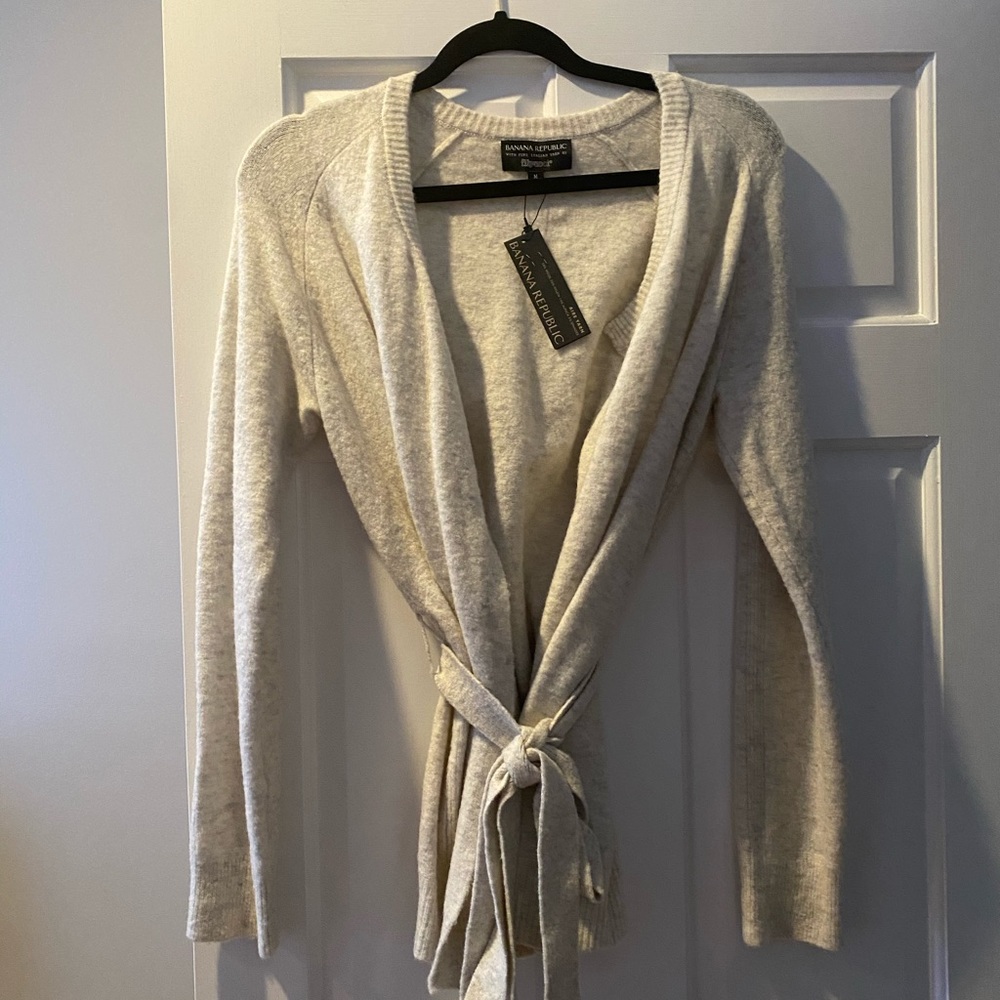 Banana republic aire yarn sweater